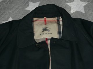 Gabardina Burberry Original Beige/Verde