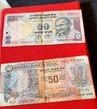 3 Billetes India 100 Rupias (No curso legal)