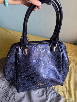 Borsa Liu Jo blu con dettagli oro