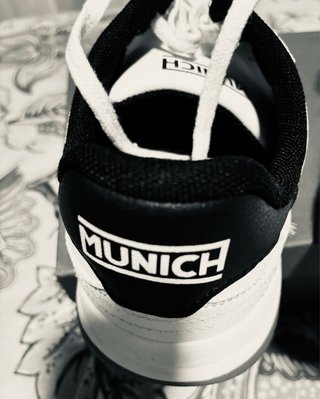 Zapatillas Munich Talla 41 Nuevas