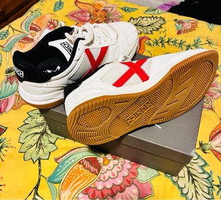 Zapatillas Munich Talla 41 Nuevas