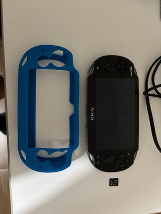 PS Vita OLED + Tarjeta 8GB + Cargador + Funda