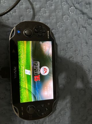 PS Vita OLED + Tarjeta 8GB + Cargador + Funda