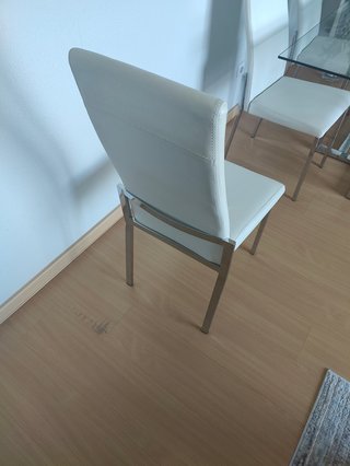 Mesa Comedor Cristal 140cm + 4 Sillas Polipiel