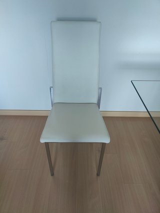 Mesa Comedor Cristal 140cm + 4 Sillas Polipiel