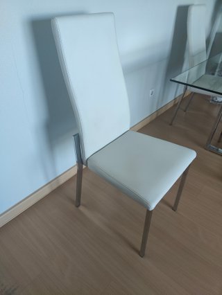 Mesa Comedor Cristal 140cm + 4 Sillas Polipiel