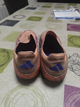Botas de fútbol Adidas F50 talla 39,5