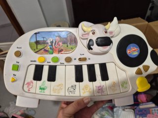 Vendo  caja de juegos fotos no me entra todos foto