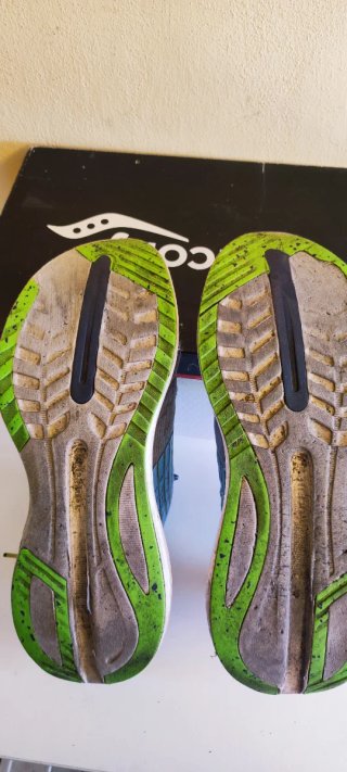 Saucony Endorphin Shift 3 Scarpe da Corsa