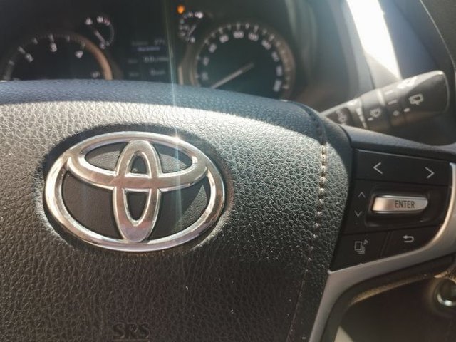 Toyota Land Cruiser TOYOTA Land Cruiser 2.8 D4D GX 7 Plazas TOYOTA Land Cruiser 2.8 D4D GX 7 Plazas