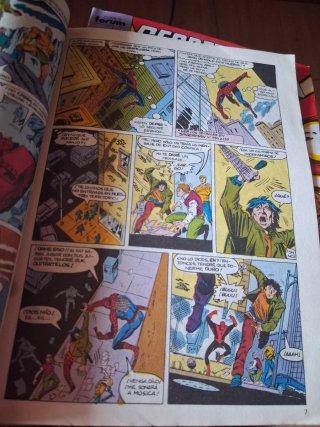 2 comics Secret Wars. Ambos por 2 euros
