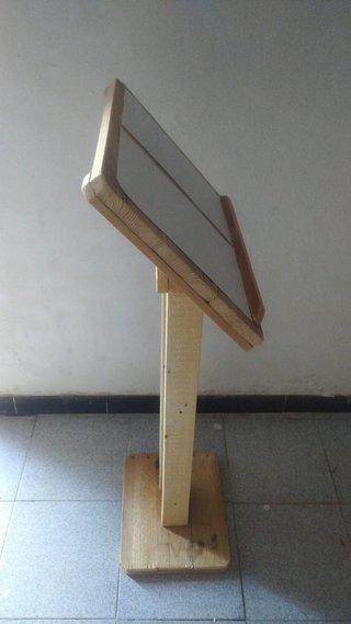 Supporto per ospitalità in legno 2 x A4