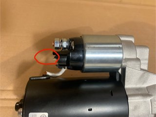 Motor de Arranque Hella 8EA 012 526-191 (DEFECTO)
