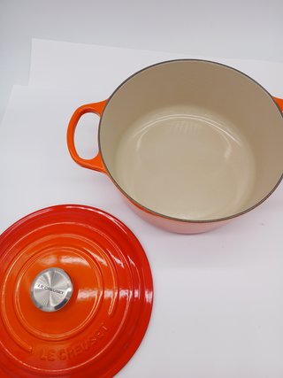 Le Creuset Cocotte redonda de hierro fundido, 26 cm, 5, 3 L, Todas Las Fuentes de Calor incluso indu