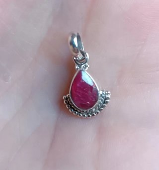 Colgante Plata con Rubí