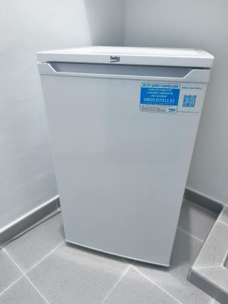 Frigorífico Beko pequeño con congelador