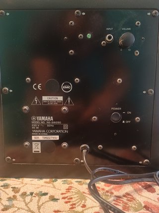 Altavoces Yamaha NS-P280