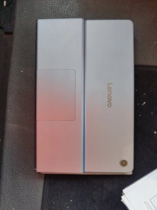 Tablet Negra y Plateada