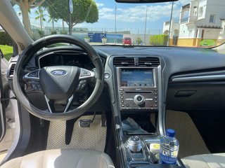 Ford Fusion 2017
