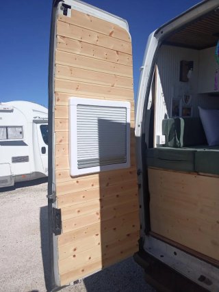 Ford E-Transit 2007