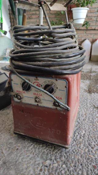 Máquina de soldar con careta