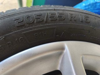 Llanta Renault 16” - 205/55 R16