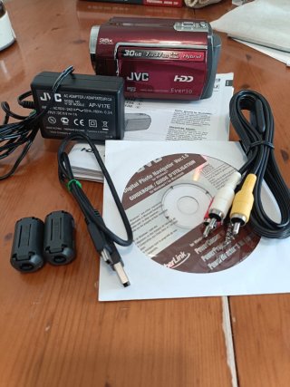 Videocámara JVC Everio HD 30GB Roja