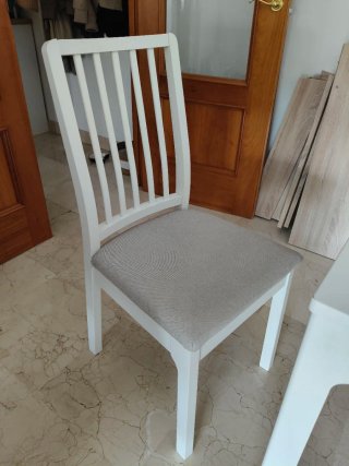 Mesa y 4 Sillas Comedor Ikea