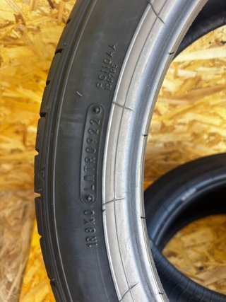 Neumáticos  215/45R18 93W Ocasión