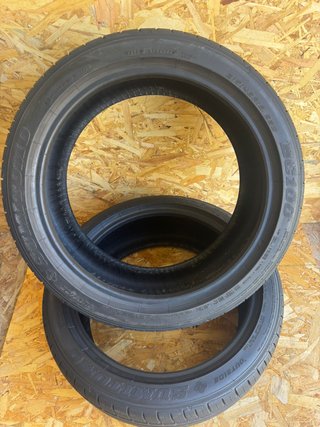 Neumáticos  215/45R18 93W Ocasión