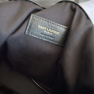 Bolsa Saint Laurent Negra y Dorada