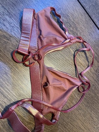 Top Bikini Oysho Dorado y Rosa