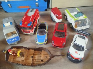 Lote Playmobil: Coche Policía, Camión Bomberos, Ba
