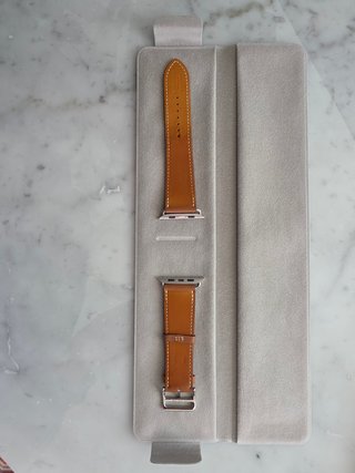 Correa Apple Watch Hermès piel marrón 46 mm
