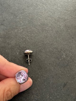 Orecchini Brosway quadrati viola e argento