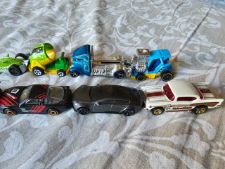 9 Coches Hot Wheels Seminuevos
