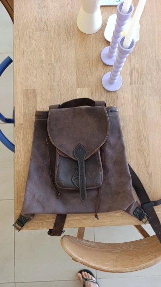 Mochila de piel marrón