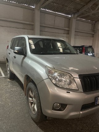 Toyota Land Cruiser 150 2011