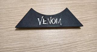Opera d'arte Venom in filo