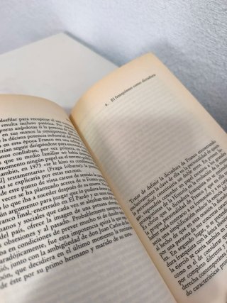 La Dictadura de Franco. Javier Tusell. Editorial A