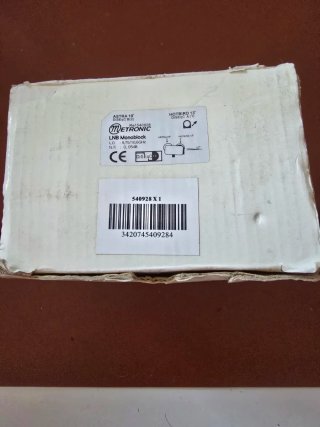 LNB Monoblock Universal Metronic