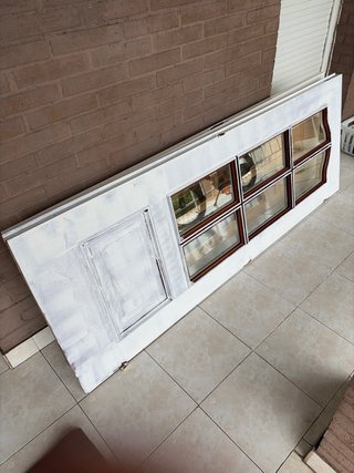 Puerta madera con cristal
