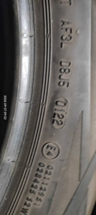 Continental 235/55 R18 100W Neumático