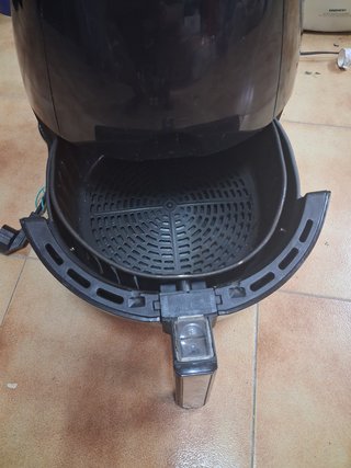 Freidora de aire Innsky negra
