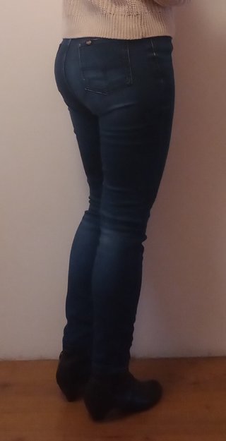 Vaquero Lois pitillo tiro medio talla M