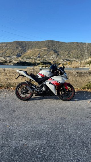 Yamaha YZF R125 50 Aniversario