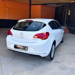 opel astra 1.6 CDTI 110 cv