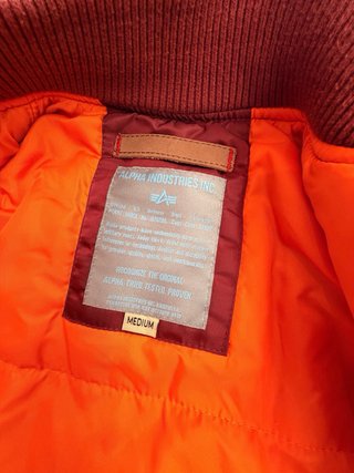 Chaqueta Alpha Industries Roja Talla M