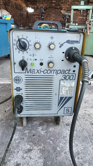 Soldadora Hilo Maxi Compact 300 - 380V