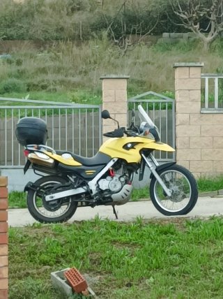BMW F650GS Amarilla Adventure